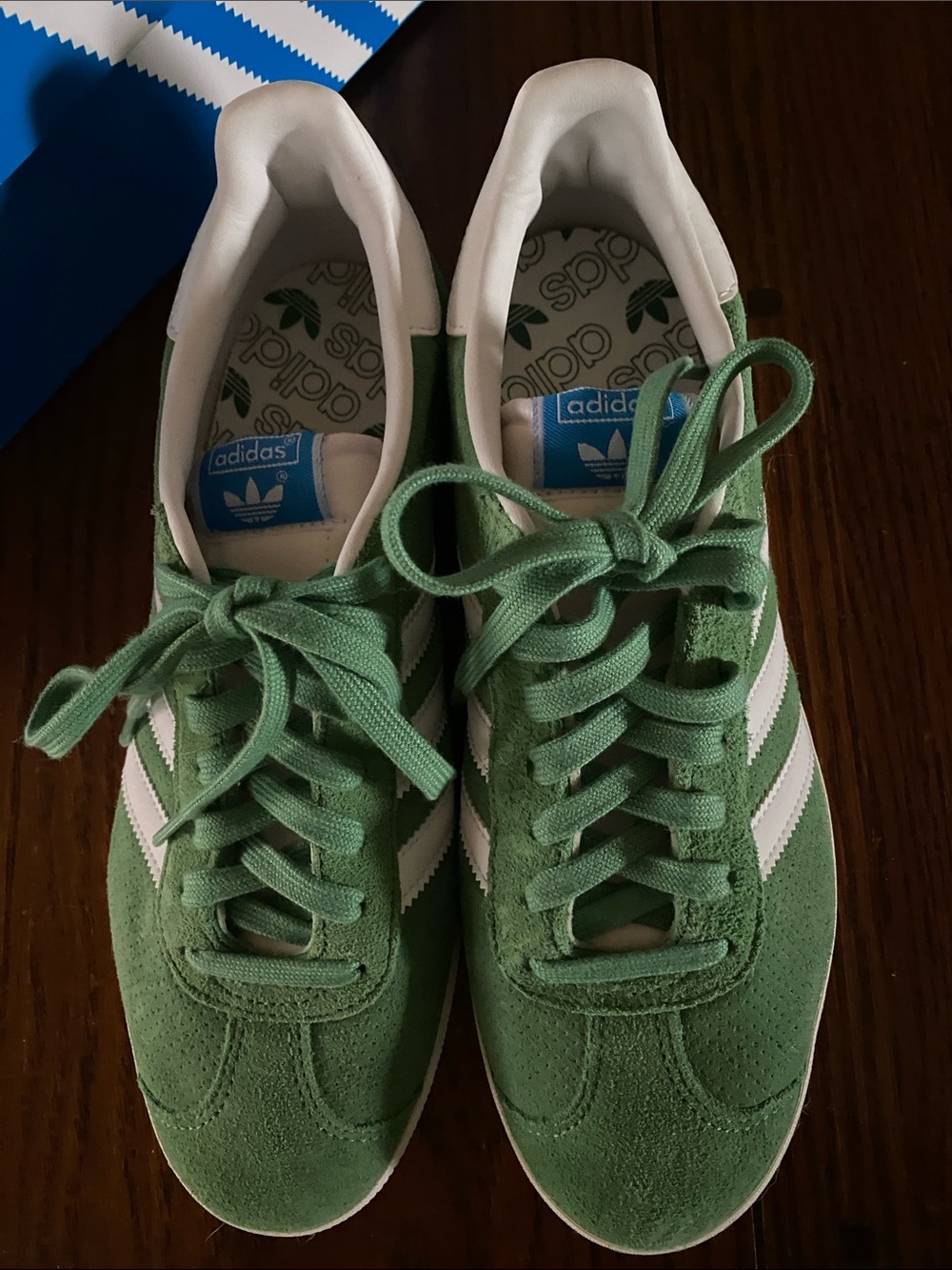 NWOTS Adidas Gazelle - Picture 3 of 6